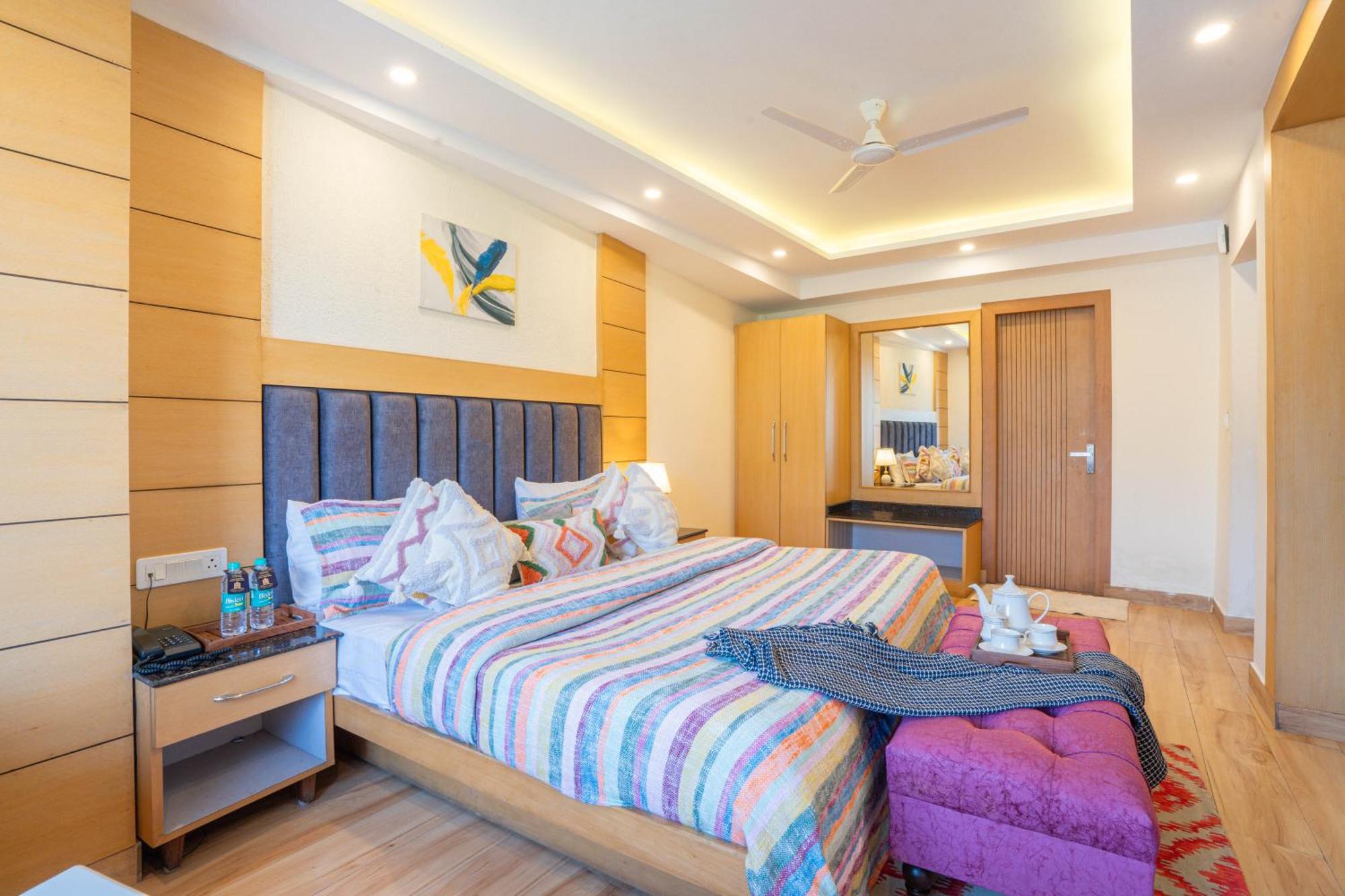 Super Hotel By Perfectstayz Mall Road Mussoorie Exteriör bild