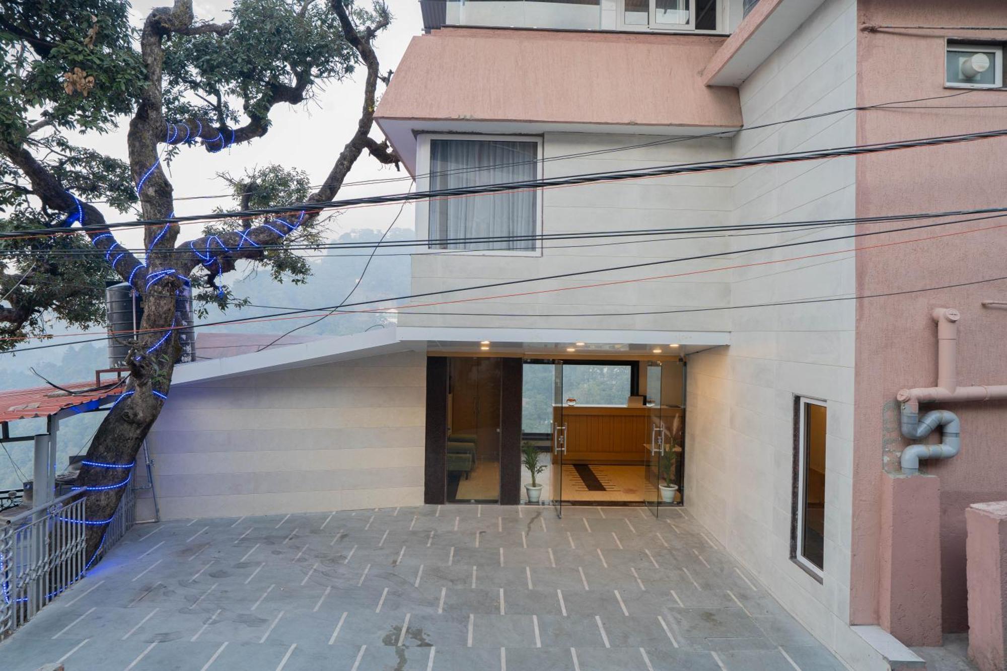 Super Hotel By Perfectstayz Mall Road Mussoorie Exteriör bild